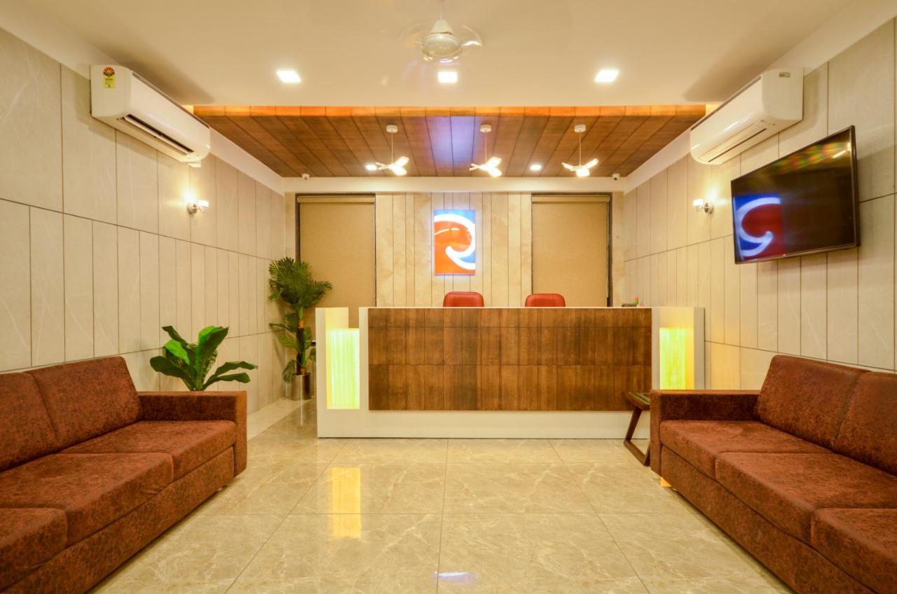 Hotel Repose Ahmedabad Exterior photo